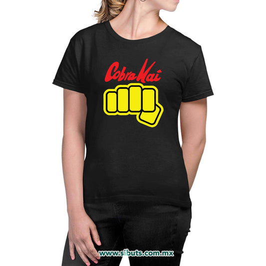 Playera Mujer Cobra Kai Puño