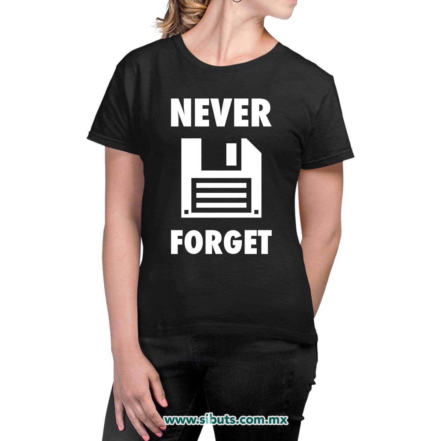 Playera Mujer Retro Disquete Never Forget